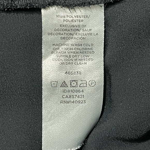 Loft Outlet Black and White long Peasant Sleeve top - Picture 6 of 7